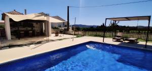 Maisons d'hotes Luxueux 2 pieces 50 m2, calme, terrasse, parking prive, jardin, Pont du Gard 10mn #5 : photos des chambres