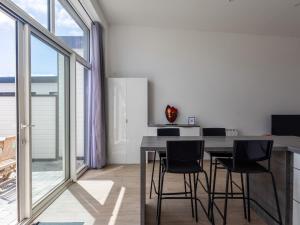 Ty Ker by Madame Est Servie