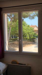 Appartement spacieux, haut de villa, 3 chambres, 100 m2, 6 personnes, au calme