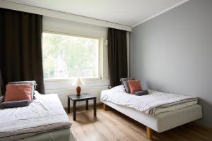 Spacious 2BR Apartment in a Quiet Neighborhood & Free Parking