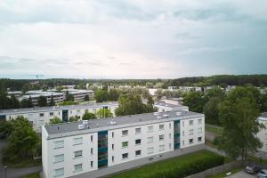 Spacious 2BR Apartment in a Quiet Neighborhood & Free Parking