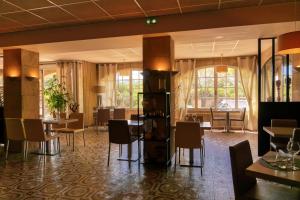 Hotels Logis Hotel Le Manoir & Lounge : photos des chambres