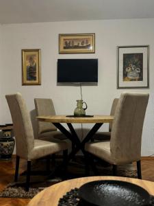 Apartman M5 - Ubytování bez kategorie ve městě Cetinje