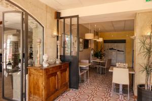 Hotels Logis Hotel Le Manoir & Lounge : photos des chambres