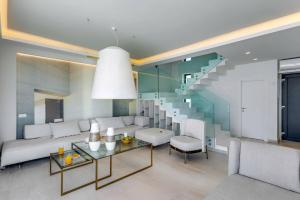 Villa Mariba White by Villa Plus