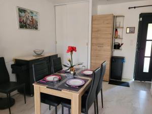 Maisons de vacances Les Chenevieres 89 : photos des chambres