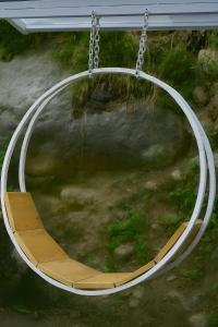 Beholden Stay And Cafe - A Luxury Boutique Hotel In Manali