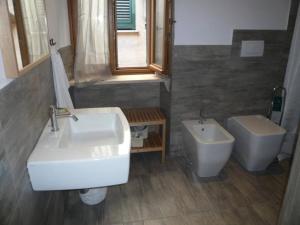 Noli con balcone fronte mare