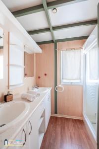 Campings Camping Oleron St-Tro-Park : photos des chambres