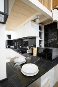 Design Apartment Milano Porta Romana AC & Check-in 24h