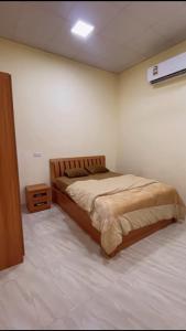 Room athom 1
