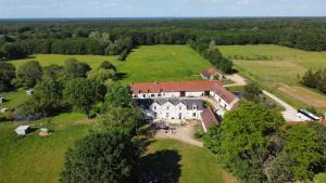 Manoir gite 34 à 45 personnes 30 minutes zoo beauval, chambord, center parc