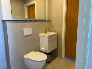 Apartment Golden Touch