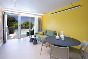 Elysian Luxury Suite