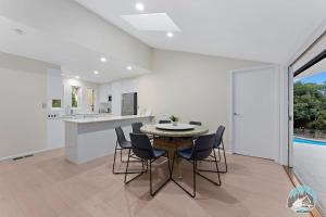 Aircabin - Castle Hill - 5BR Family House with Pool