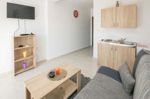 Apartments San with Sea View