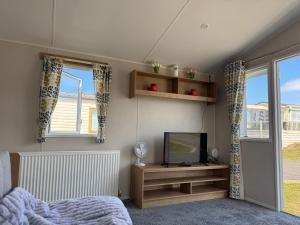 Well equipped beach caravan