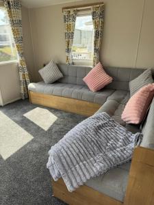 Well equipped beach caravan