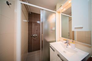 Flex SelfCheckIns 174 - Zagreb - 2 Bedrooms - Parking