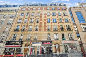 Magnifique studio rénové métro Paris 2pers