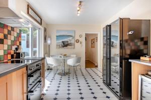 4 Bed in Haverfordwest oc-s32615