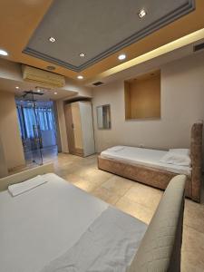 Saranda Garden Rooms