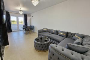 Aparthotel C49 - Alezzi Odyssey Resort Mamaia Nord