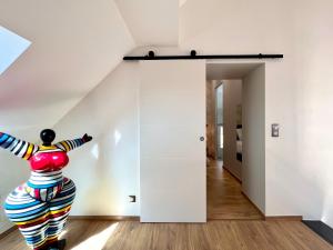 Maisons de vacances Maison avec jacuzzi - Village paisible Sacy - LES NARCISSES : photos des chambres