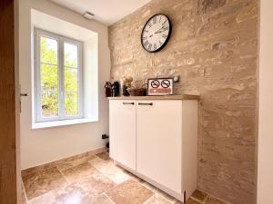 Maisons de vacances Maison avec jacuzzi - Village paisible Sacy - LES NARCISSES : photos des chambres