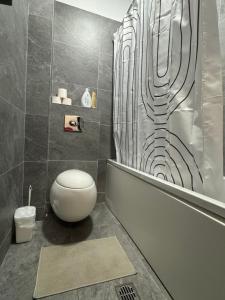 Spacious 2 Bedroom Apartment