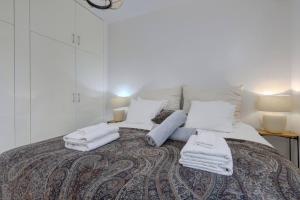 Stunning 5 Bedroom Villa in Puerto Banus with Pool