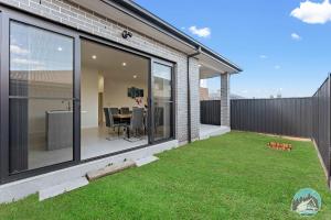 Aircabin - Cobbitty Spacious 4BR with 2 Baths