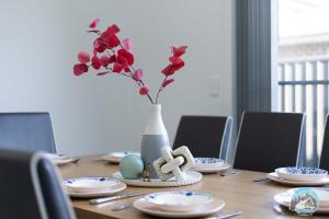 Aircabin - Cobbitty Spacious 4BR with 2 Baths