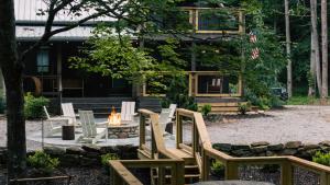 Riverstone Cottage A Cozy Riverfront Retreat