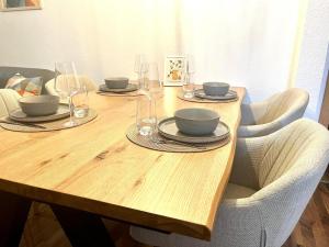 Family friendly - Central - private parking for free