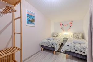 Maisons de vacances Le Loft, Spacieux 170 m2, Billiards, jardin, 3 chambres : photos des chambres