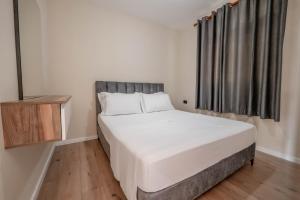 Family Room with Sea View room in Hotel Edva