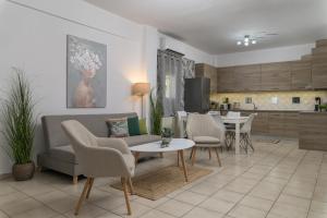 Peristeras Country Home