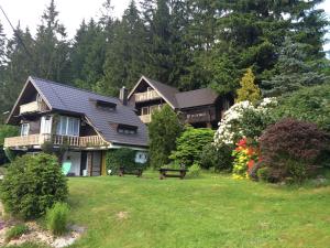 Apartm&aacute;n Chata Jezevec Hojsova Str&aacute;ž Česko