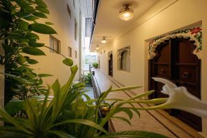 THAMLA HAVELI - Heritage Lake View Hotel