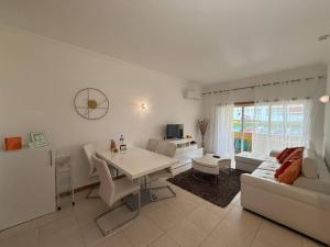 Quintão by Abracadabra