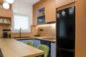 C5 Colourful apartment