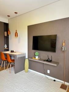 Summit Flat, ótima localização, limpeza diária, academia e piscina