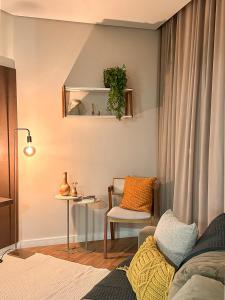 Summit Flat, ótima localização, limpeza diária, academia e piscina