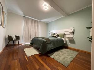 Picturesque Penthouse