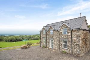 3 Bed in Tywyn oc-b32570