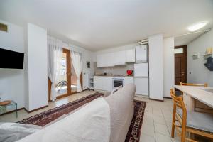 GuestHost - Cozy Apartment with Terrace - Tarvisio