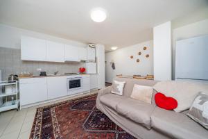 GuestHost - Cozy Apartment with Terrace - Tarvisio