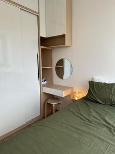 Minimalist Living , One bedroom