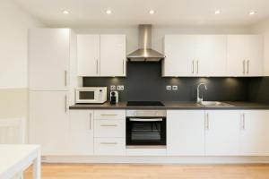 4 Person Modern Apartment Nr City Centre